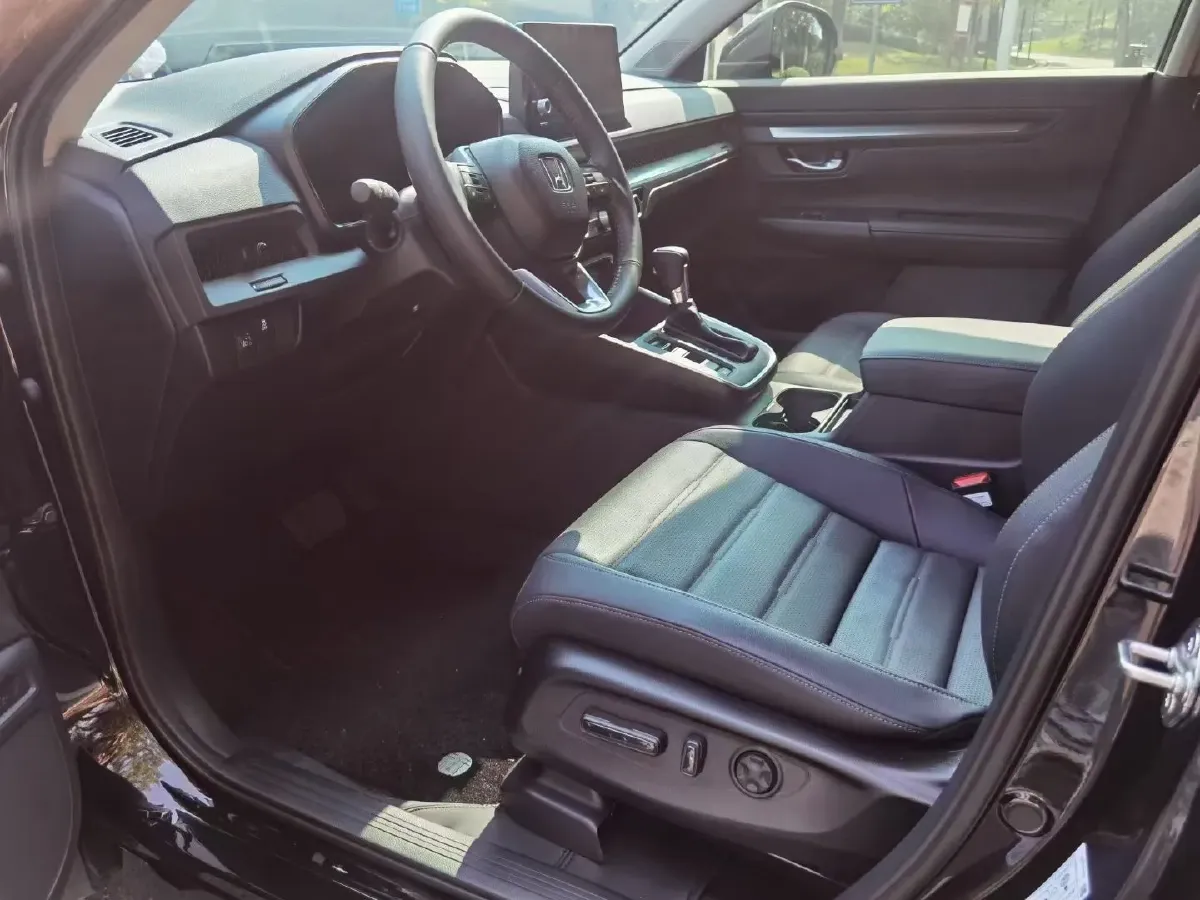 2023 Honda CR-V 1.5T 193HP L4 CVT,autocango,china used car exporter,china ev exporter,chinese used car exporter,chinese used ev exporter