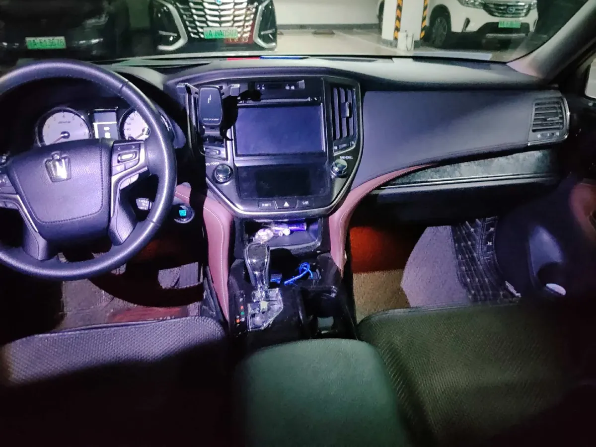 2018 Toyota Highlander 2.0T 220HP L4 6AT,autocango,china used car exporter,china ev exporter,chinese used car exporter,chinese used ev exporter