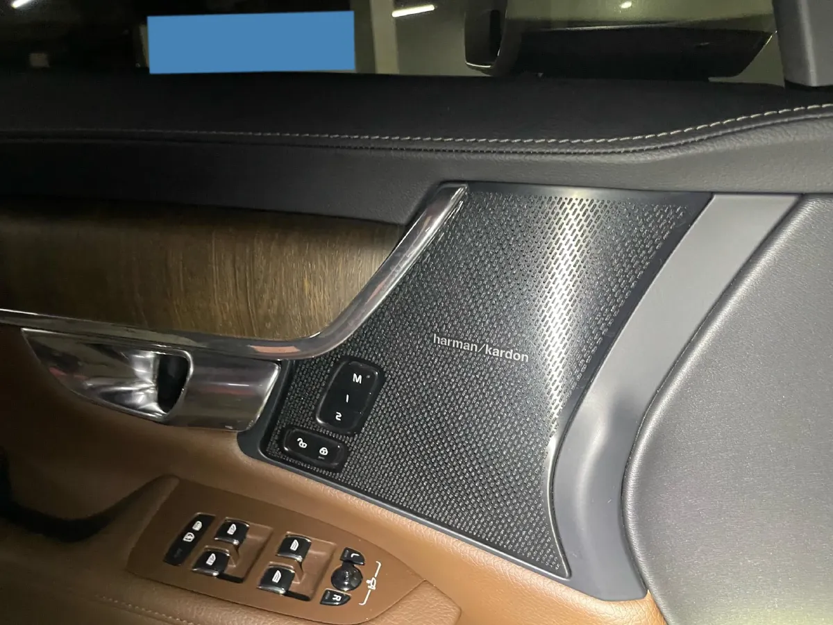 2022 Volvo S90 2.0T 250HP L4 8AT,autocango,china used car exporter,china ev exporter,chinese used car exporter,chinese used ev exporter