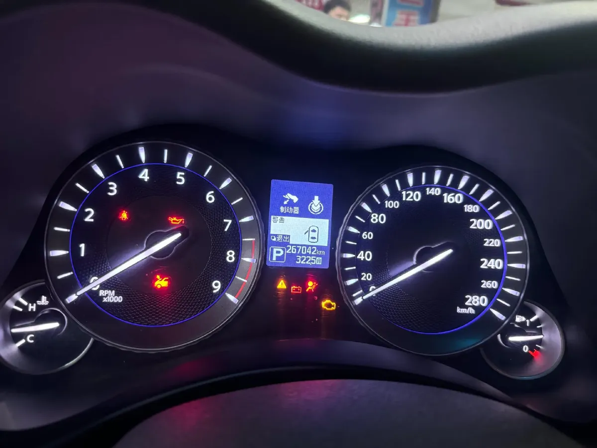 2017 Volkswagen Alltrack 2.0T 220HP L4 7DCT,autocango,china used car exporter,china ev exporter,chinese used car exporter,chinese used ev exporter