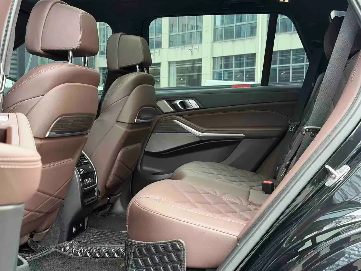 2022 BMW X5 3.0T 333HP L6 8AT,autocango,china used car exporter,china ev exporter,chinese used car exporter,chinese used ev exporter