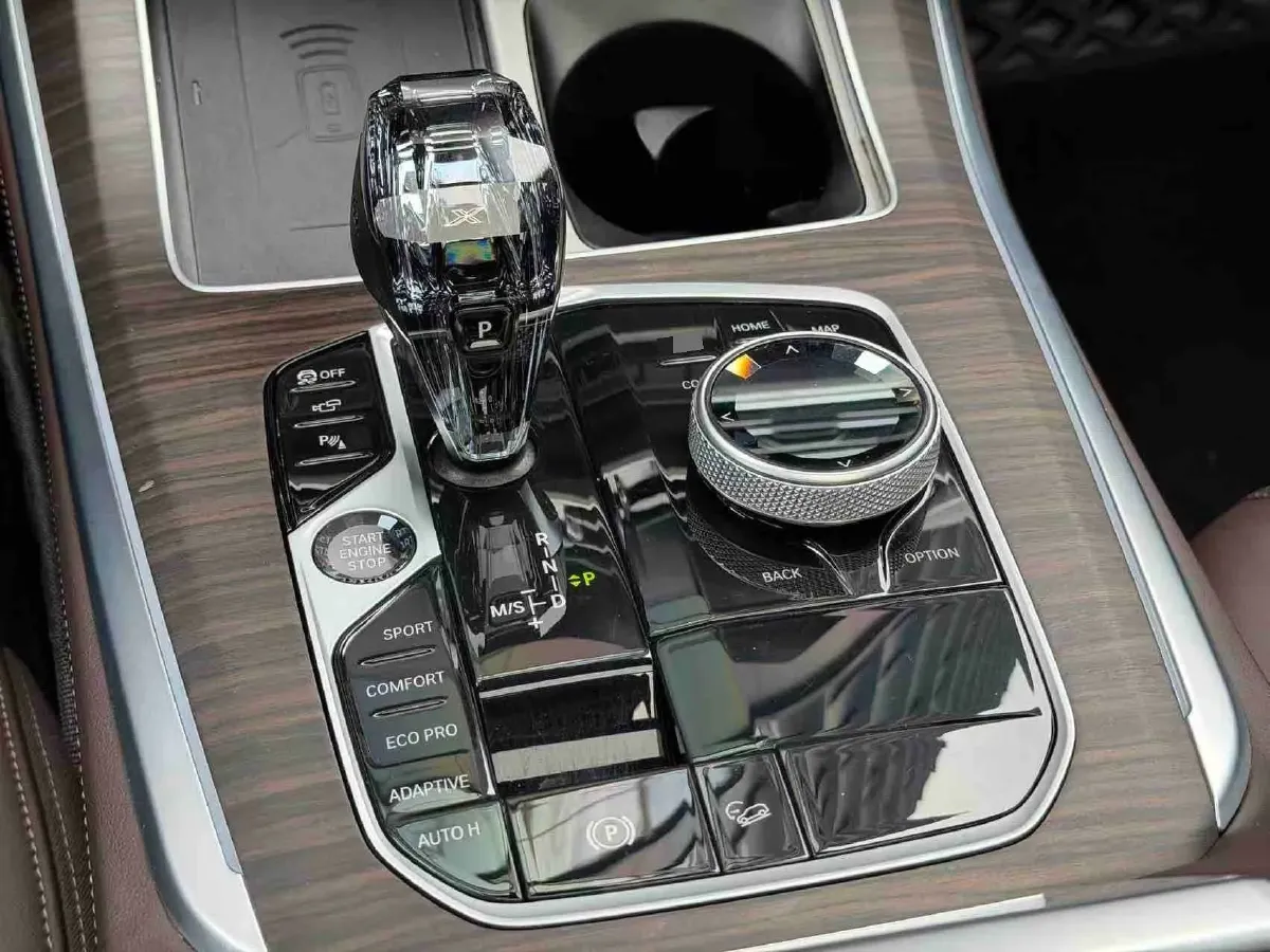 2022 BMW X5 3.0T 333HP L6 8AT,autocango,china used car exporter,china ev exporter,chinese used car exporter,chinese used ev exporter