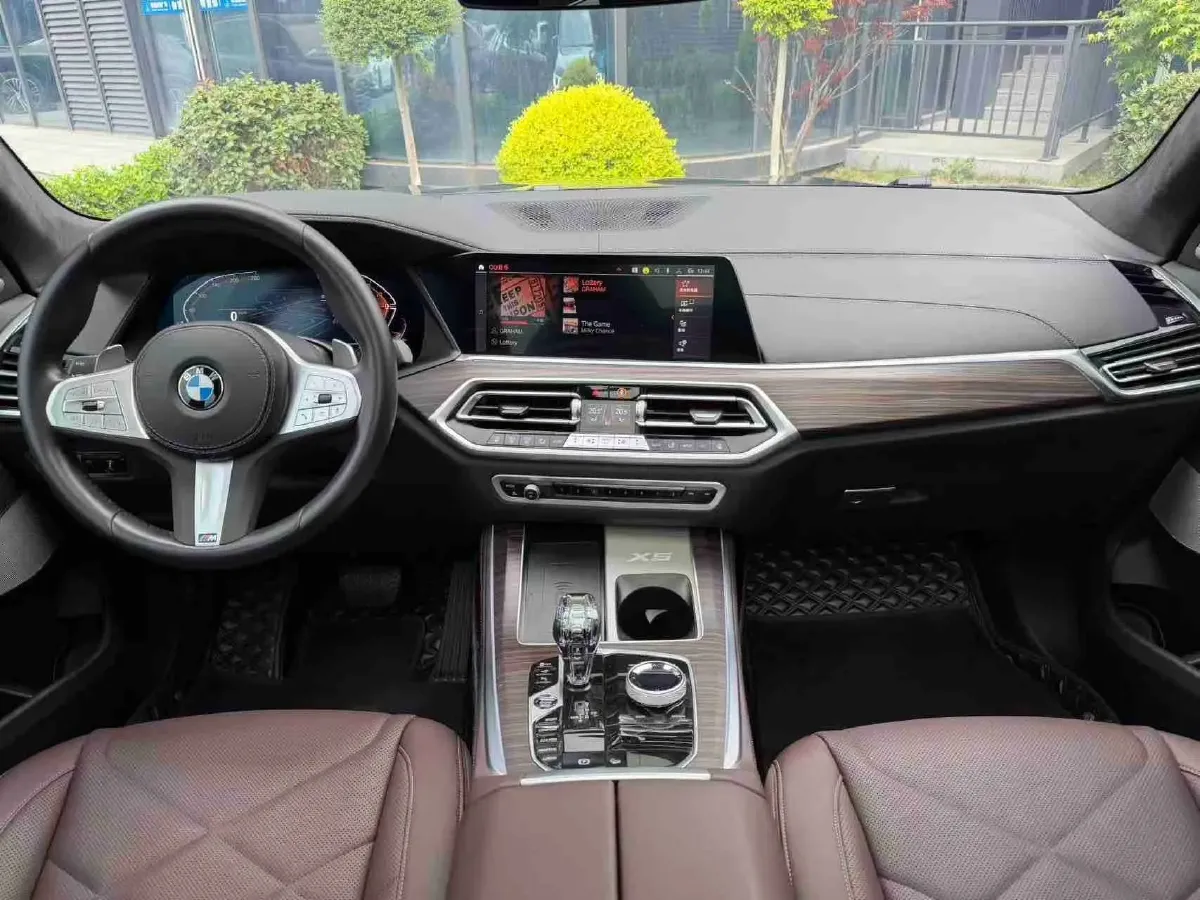 2022 BMW X5 3.0T 333HP L6 8AT,autocango,china used car exporter,china ev exporter,chinese used car exporter,chinese used ev exporter