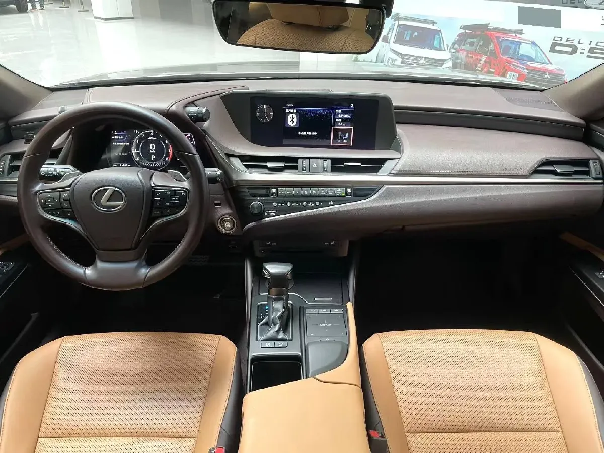 2018 Lexus ES 2.0L 167HP L4 6AT,autocango,china used car exporter,china ev exporter,chinese used car exporter,chinese used ev exporter