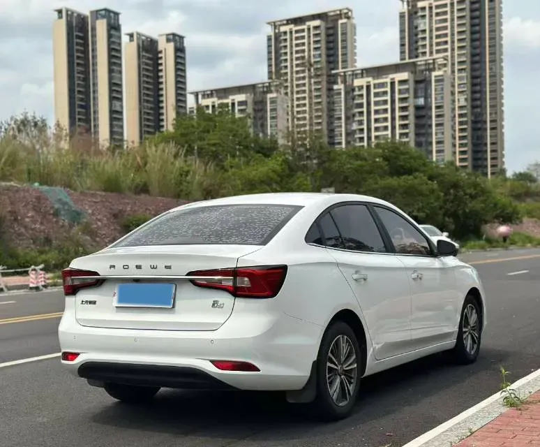 2019 Roewe i5 1.5L 120HP L4 CVT,autocango,china used car exporter,china ev exporter,chinese used car exporter,chinese used ev exporter