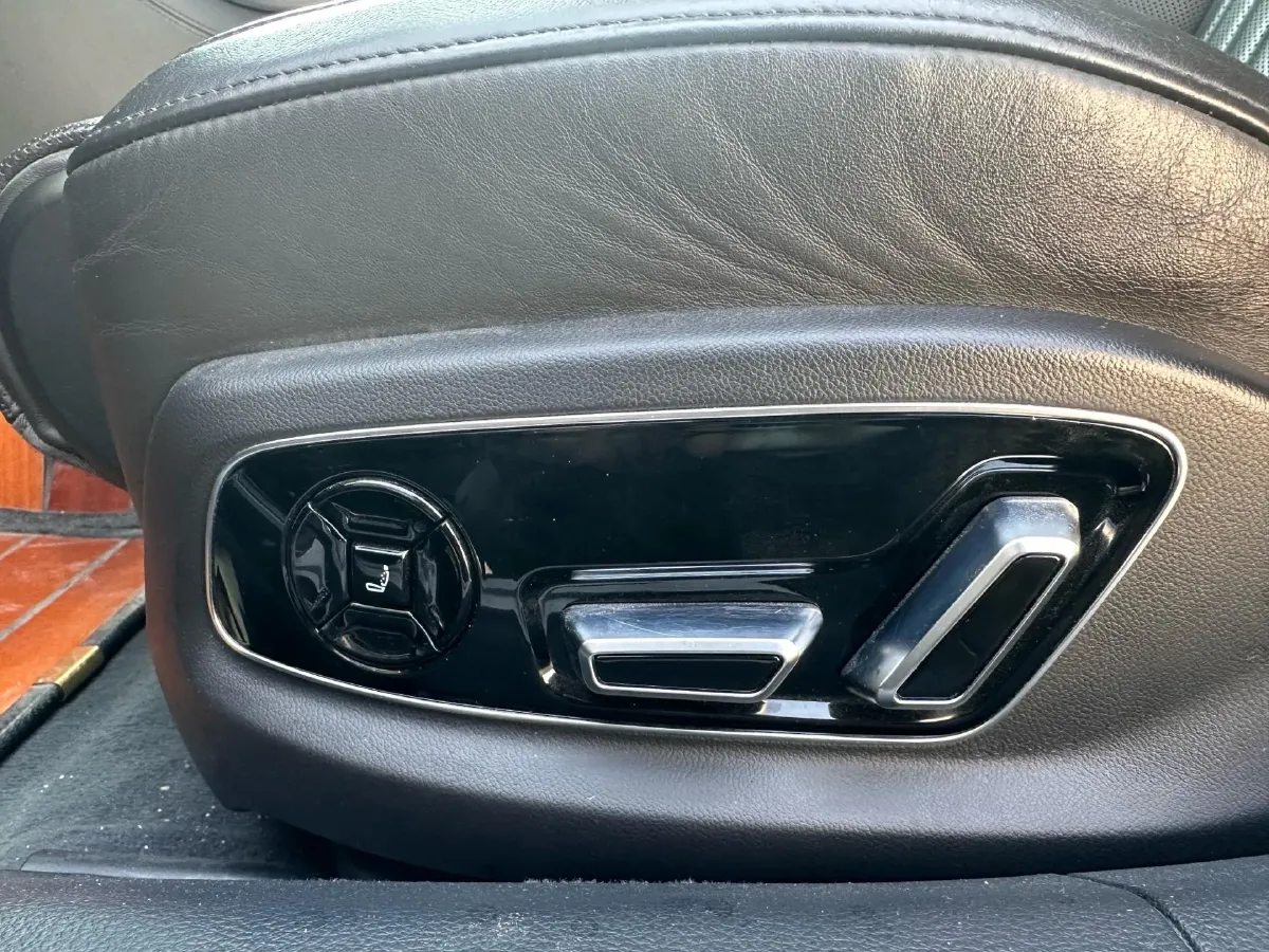 2019 Audi A8 3.0T 340HP V6 8AT,autocango,china used car exporter,china ev exporter,chinese used car exporter,chinese used ev exporter