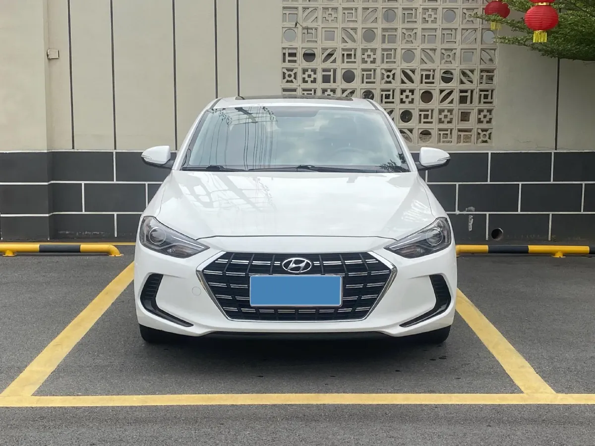2020 Hyundai Elantra 1.5L 115HP L4 CVT,autocango,china used car exporter,china ev exporter,chinese used car exporter,chinese used ev exporter