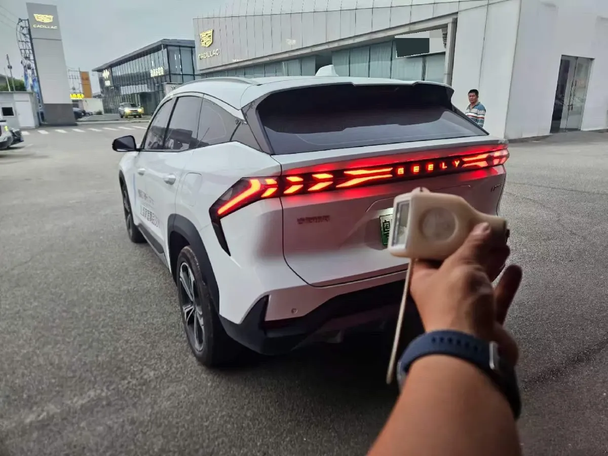 2025 Geely Galaxy L7 1.5L 112HP L4 1DHT PHEV 18.4KWH,autocango,china used car exporter,china ev exporter,chinese used car exporter,chinese used ev exporter