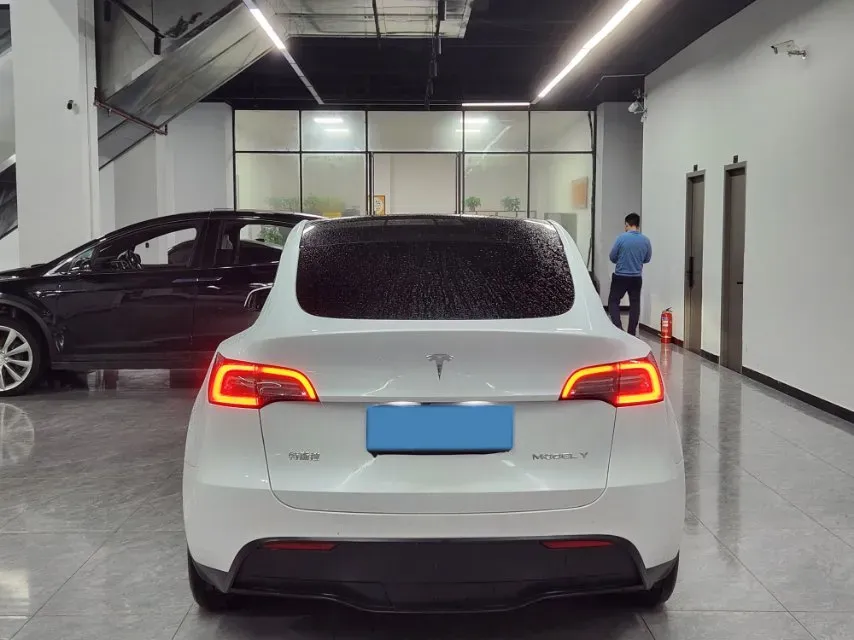 2024 Iveco OuSheng BEV 77.28KWH,autocango,china used car exporter,china ev exporter,chinese used car exporter,chinese used ev exporter