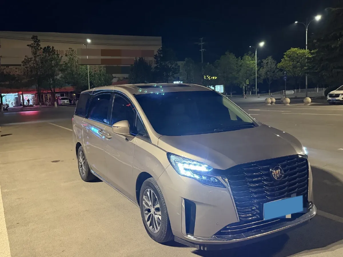 2023 Buick GL8 2.0T 237HP L4 9AT,autocango,china used car exporter,china ev exporter,chinese used car exporter,chinese used ev exporter