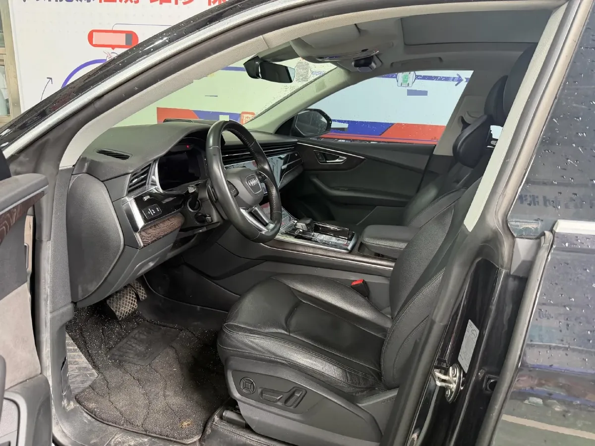 2019 Audi Q8 2.0T 245HP L4 8AT,autocango,china used car exporter,china ev exporter,chinese used car exporter,chinese used ev exporter