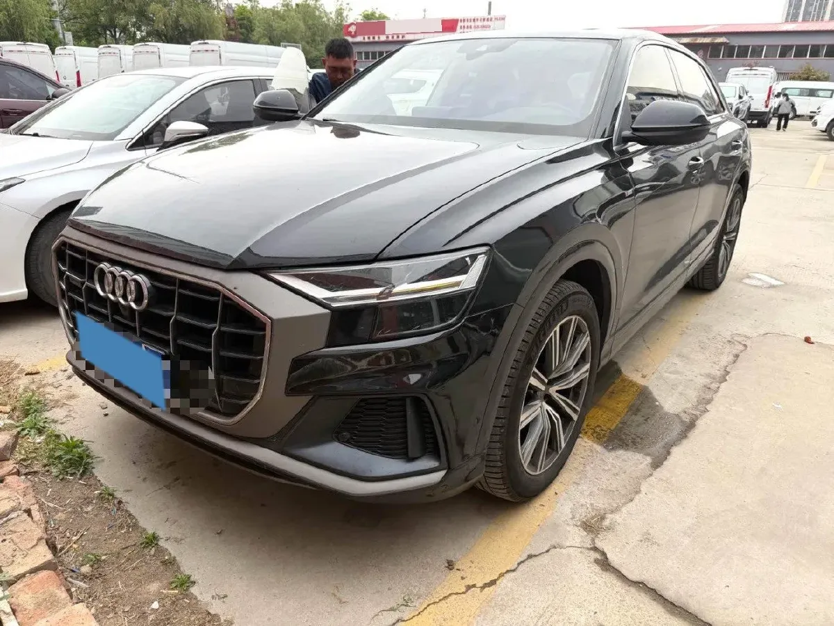 2019 Audi Q8 2.0T 245HP L4 8AT,autocango,china used car exporter,china ev exporter,chinese used car exporter,chinese used ev exporter