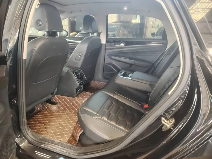 2019 Skoda Kodiak 2.0T 186HP L4 7DCT,autocango,china used car exporter,china ev exporter,chinese used car exporter,chinese used ev exporter