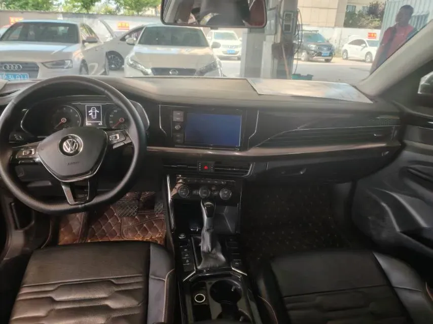 2019 Skoda Kodiak 2.0T 186HP L4 7DCT,autocango,china used car exporter,china ev exporter,chinese used car exporter,chinese used ev exporter