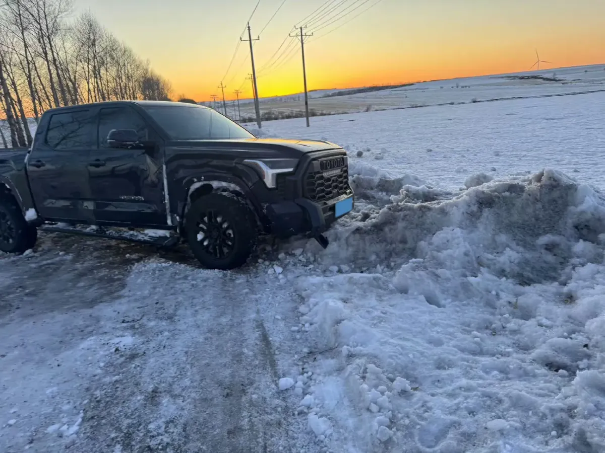 2022 Tank 300 2.0T 227HP L4 8AT,autocango,china used car exporter,china ev exporter,chinese used car exporter,chinese used ev exporter