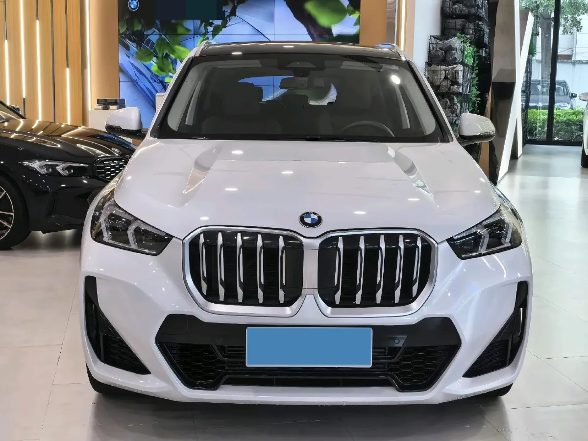2024 BMW X1 2.0T 204HP L4 7DCT,autocango,china used car exporter,china ev exporter,chinese used car exporter,chinese used ev exporter