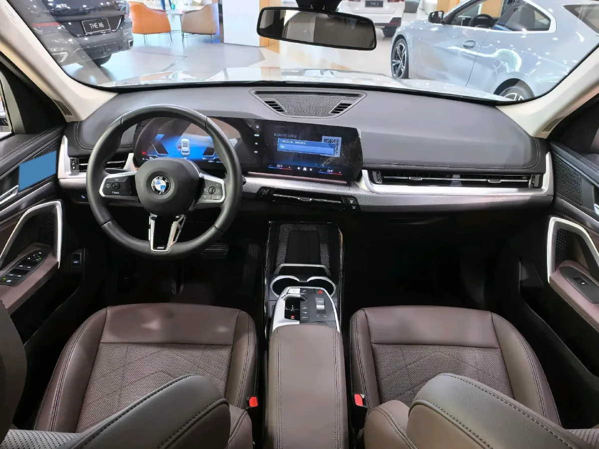 2024 BMW X1 2.0T 204HP L4 7DCT,autocango,china used car exporter,china ev exporter,chinese used car exporter,chinese used ev exporter