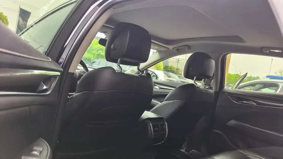 2019 Buick Larcosse 2.0T 241HP L4 9AT,autocango,china used car exporter,china ev exporter,chinese used car exporter,chinese used ev exporter