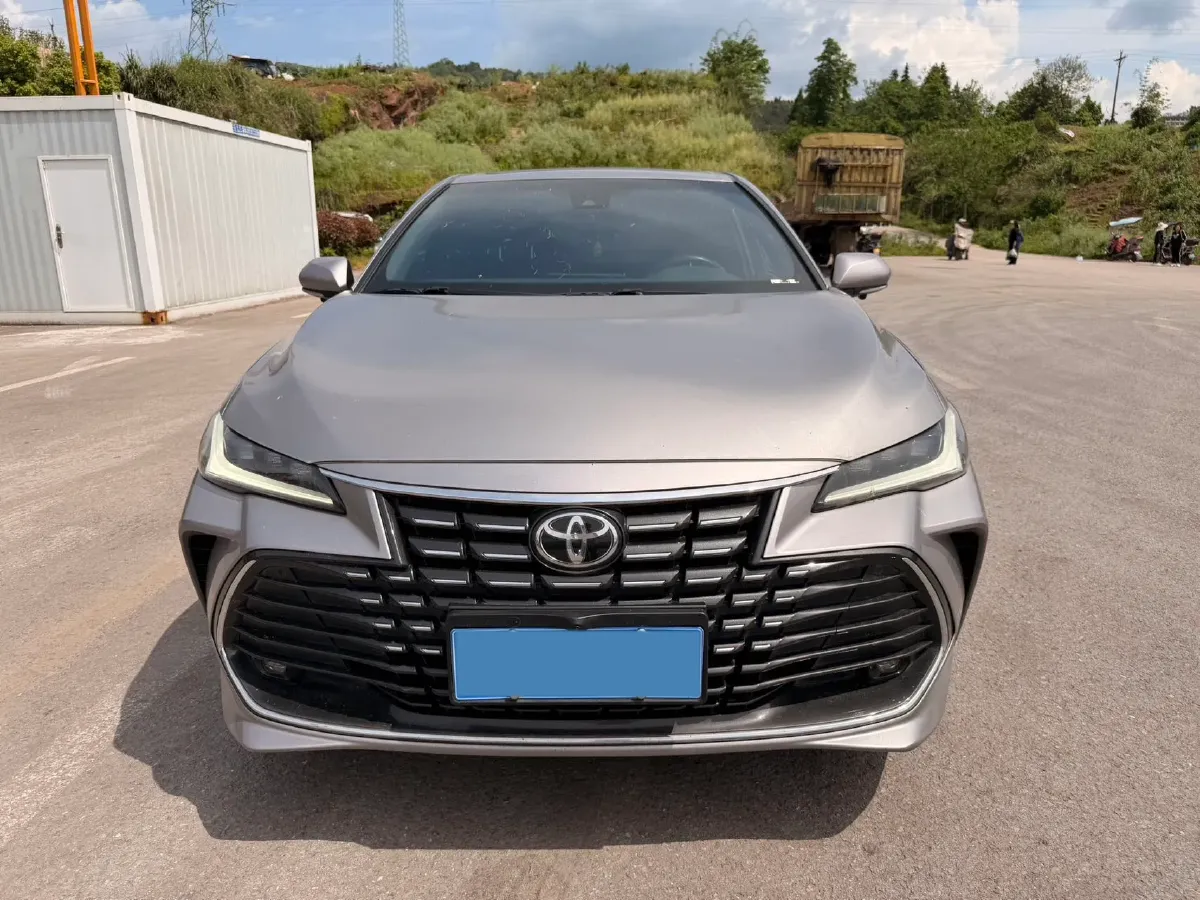 2023 Toyota Avalon 2.0L 177HP L4 CVT,autocango,china used car exporter,china ev exporter,chinese used car exporter,chinese used ev exporter