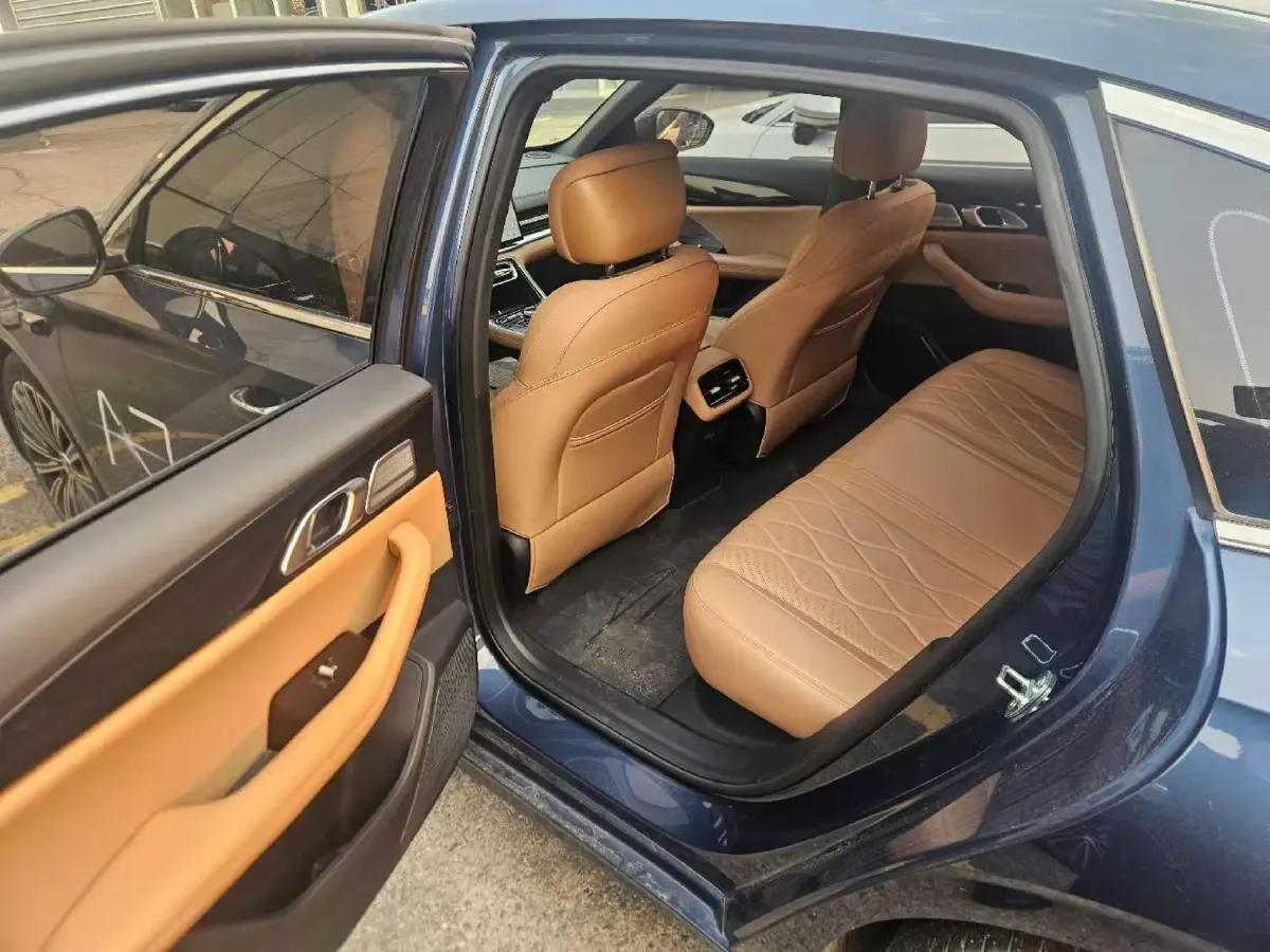 2025 Geely Galaxy A7 1.5L 112HP L4 1DHT PHEV,autocango,china used car exporter,china ev exporter,chinese used car exporter,chinese used ev exporter