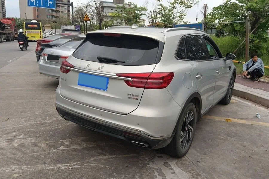 2019 HongQi HS5 2.0T 224HP L4 6AT,autocango,china used car exporter,china ev exporter,chinese used car exporter,chinese used ev exporter