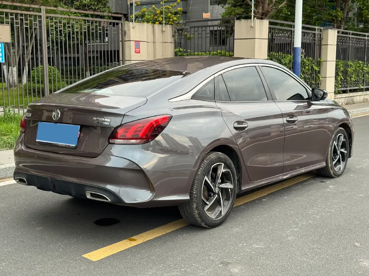 2021 MG 5 1.5T 173HP L4 7DCT,autocango,china used car exporter,china ev exporter,chinese used car exporter,chinese used ev exporter