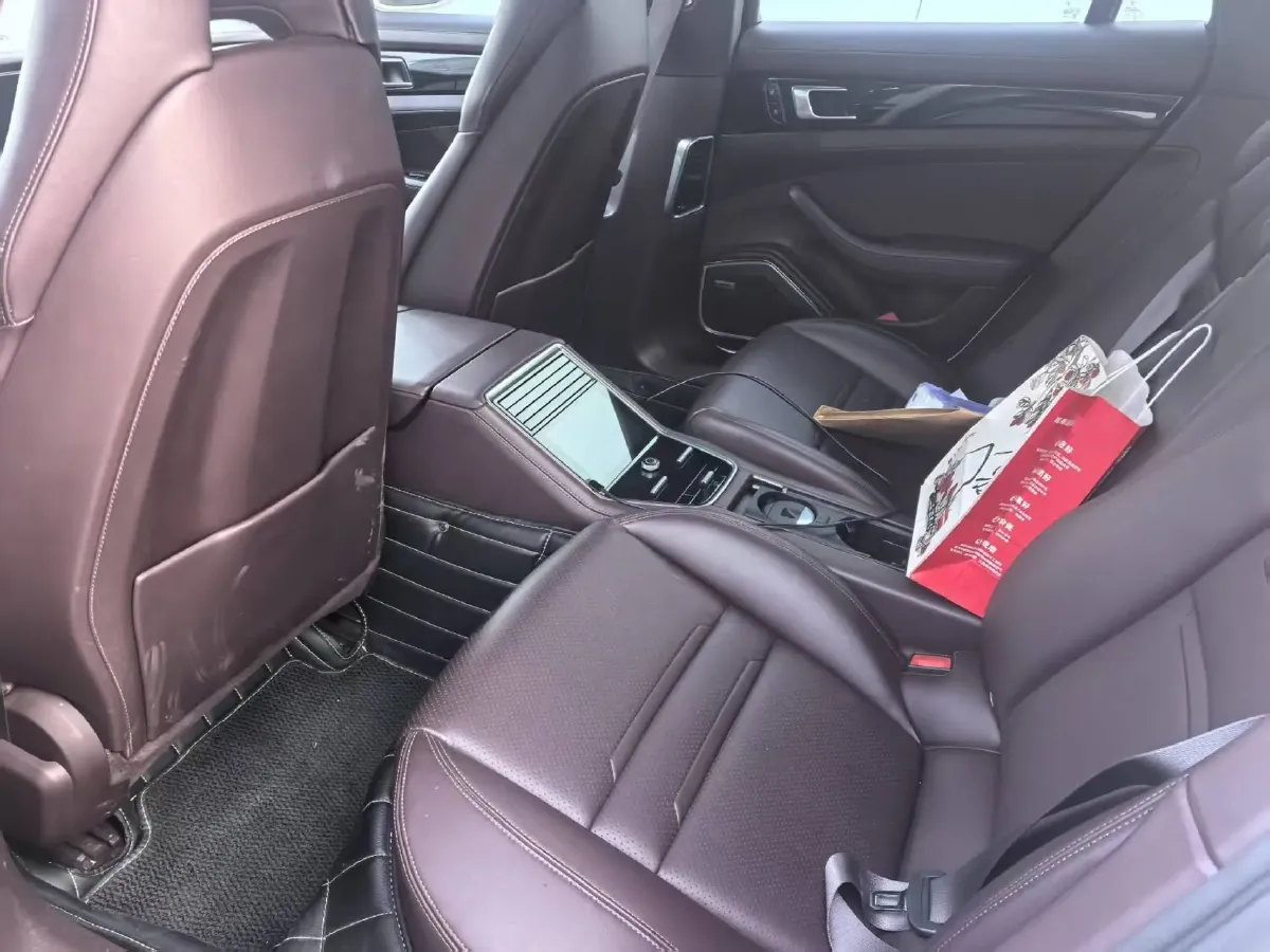 2021 Porsche Panamera 2.9T 330HP V6 8DCT,autocango,china used car exporter,china ev exporter,chinese used car exporter,chinese used ev exporter