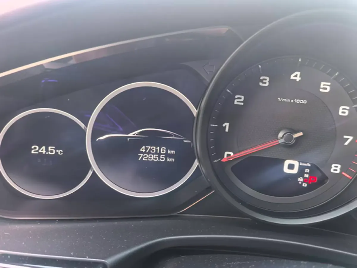 2021 Porsche Panamera 2.9T 330HP V6 8DCT,autocango,china used car exporter,china ev exporter,chinese used car exporter,chinese used ev exporter