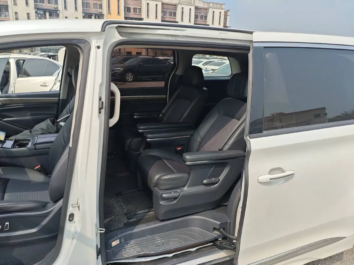 2023 GAC Trumpchi M8 2.0T 252HP L4 8AT,autocango,china used car exporter,china ev exporter,chinese used car exporter,chinese used ev exporter