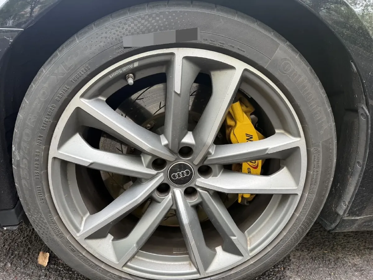 2023 Audi A7 2.0T 265HP L4 7DCT,autocango,china used car exporter,china ev exporter,chinese used car exporter,chinese used ev exporter