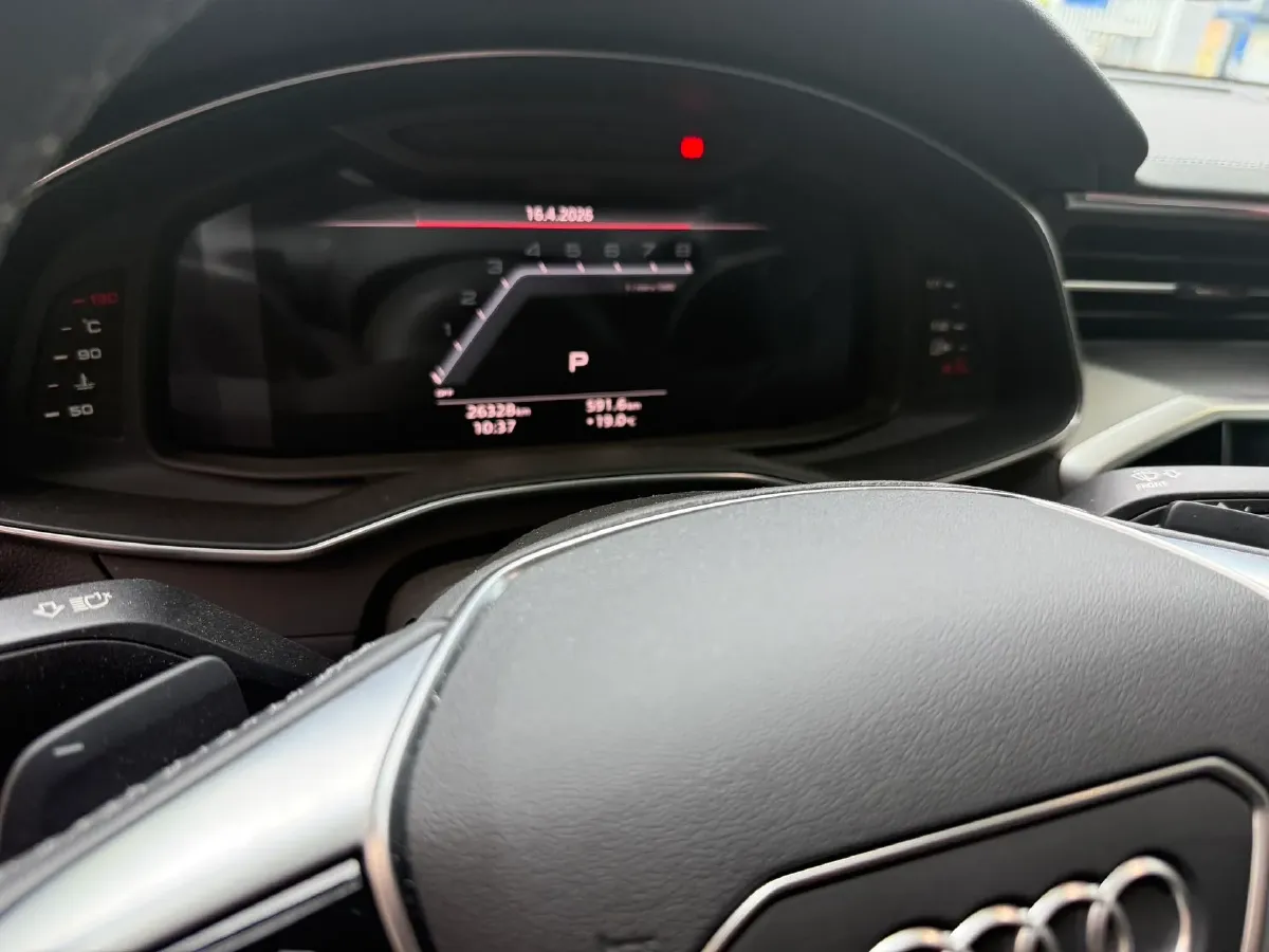 2023 Audi A7 2.0T 265HP L4 7DCT,autocango,china used car exporter,china ev exporter,chinese used car exporter,chinese used ev exporter