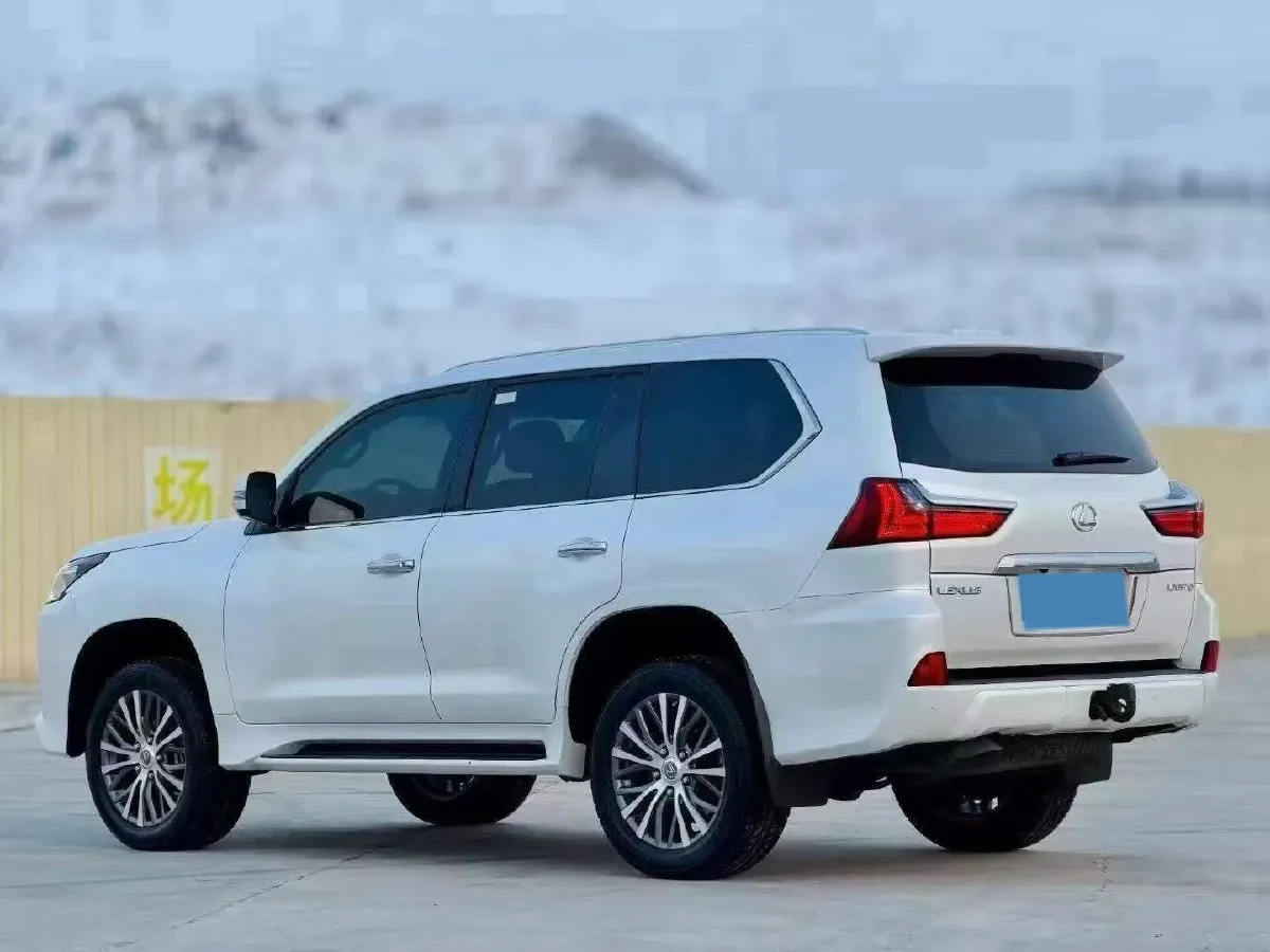 2016 Lexus LX 5.7L 367HP V8 8AT,autocango,china used car exporter,china ev exporter,chinese used car exporter,chinese used ev exporter