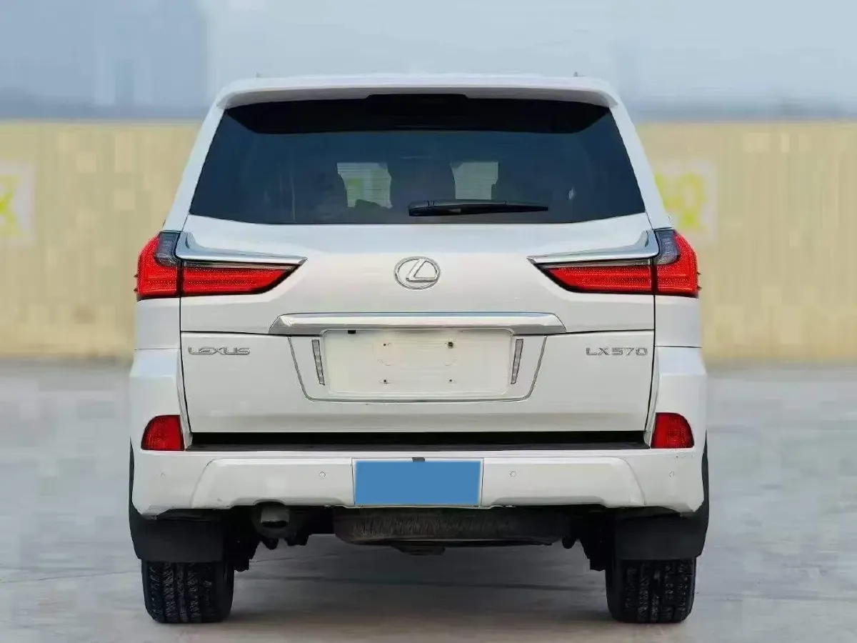 2016 Lexus LX 5.7L 367HP V8 8AT,autocango,china used car exporter,china ev exporter,chinese used car exporter,chinese used ev exporter