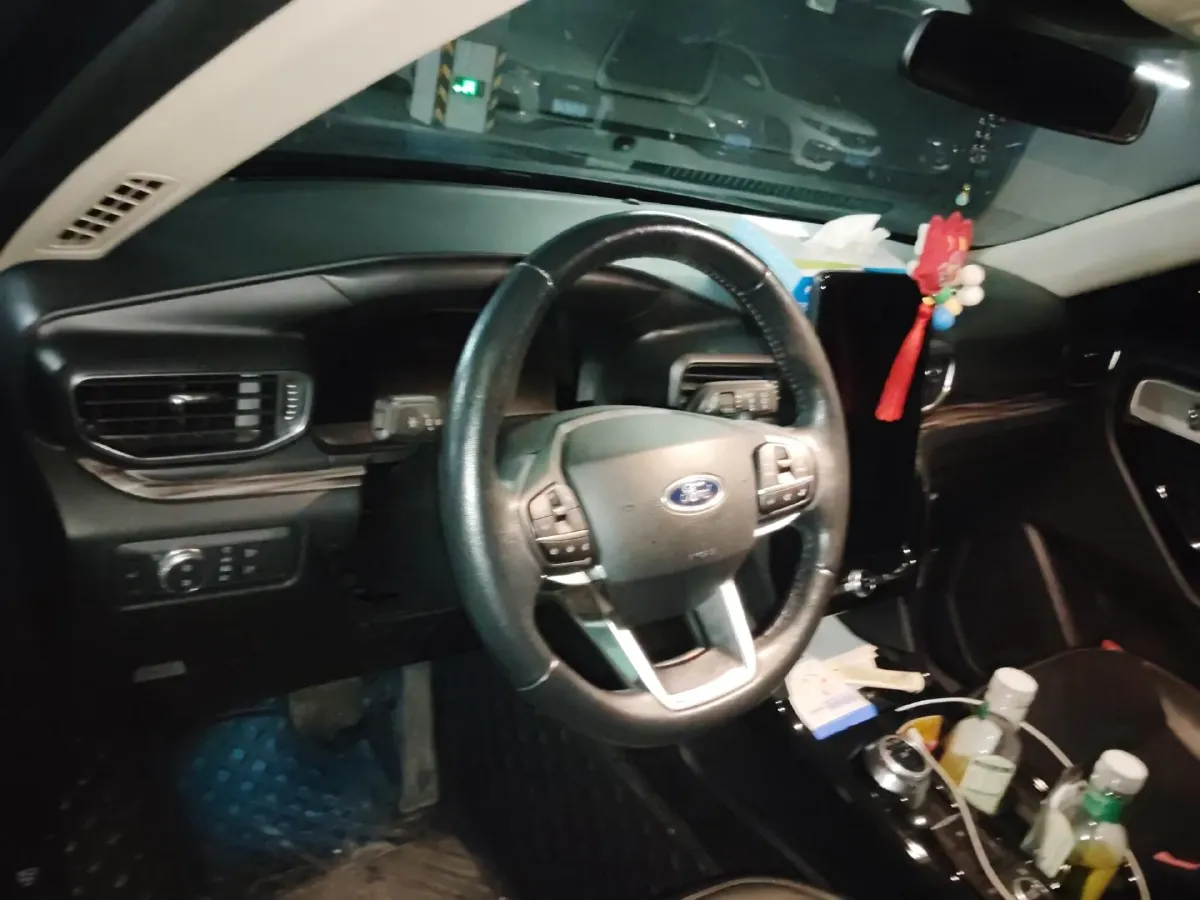 2020 Ford Explorer 2.3T 276HP L4 10AT,autocango,china used car exporter,china ev exporter,chinese used car exporter,chinese used ev exporter