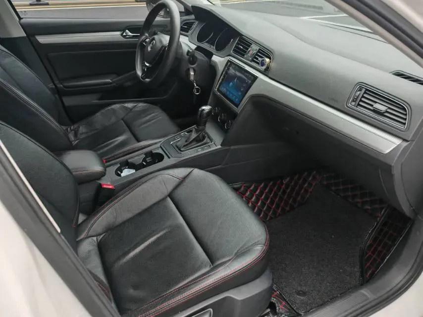 2017 Volkswagen Lamando 1.4T 131HP L4 7DCT,autocango,china used car exporter,china ev exporter,chinese used car exporter,chinese used ev exporter