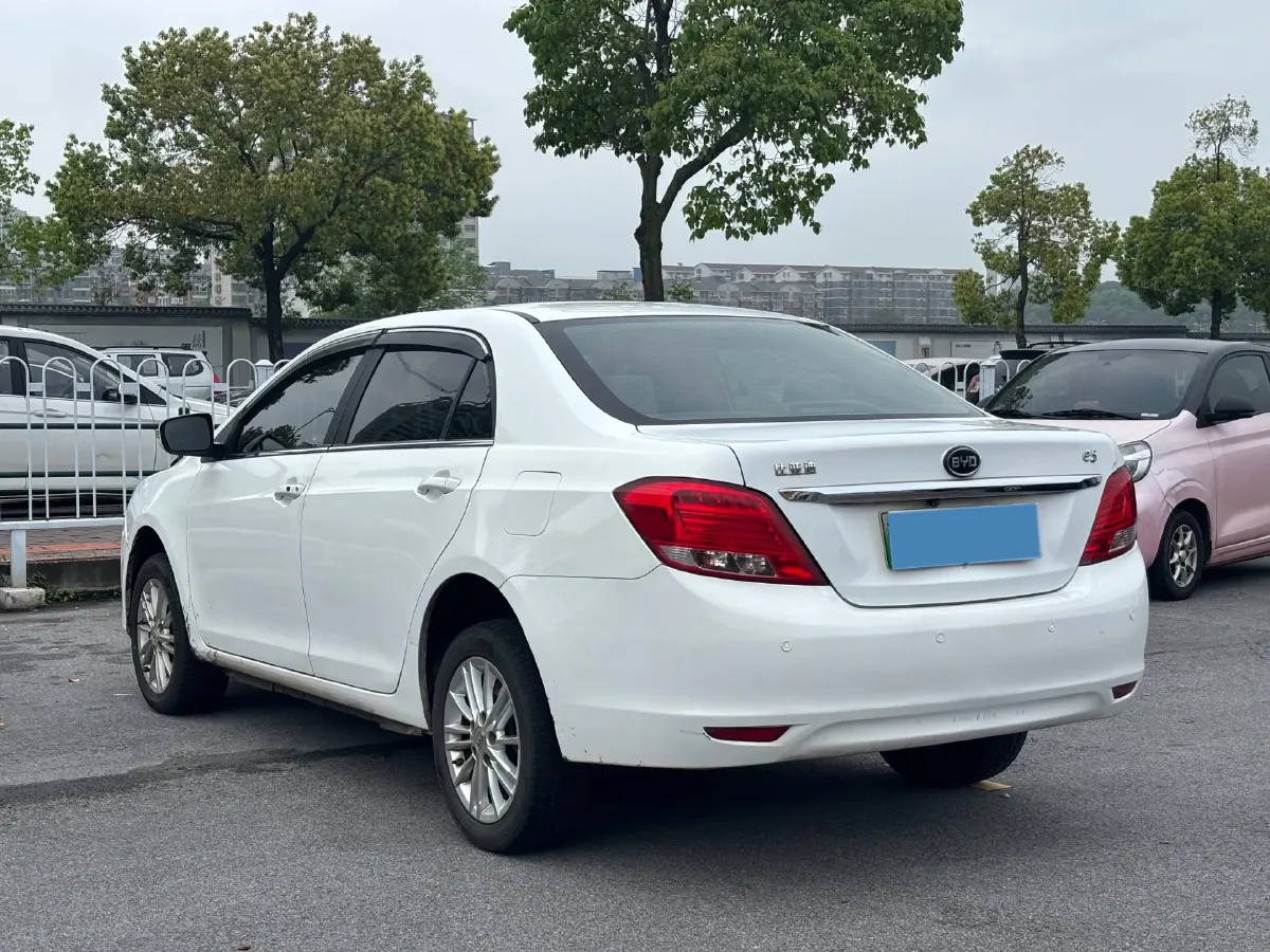 2018 BYD e5 BEV 60.48KWH,autocango,china used car exporter,china ev exporter,chinese used car exporter,chinese used ev exporter