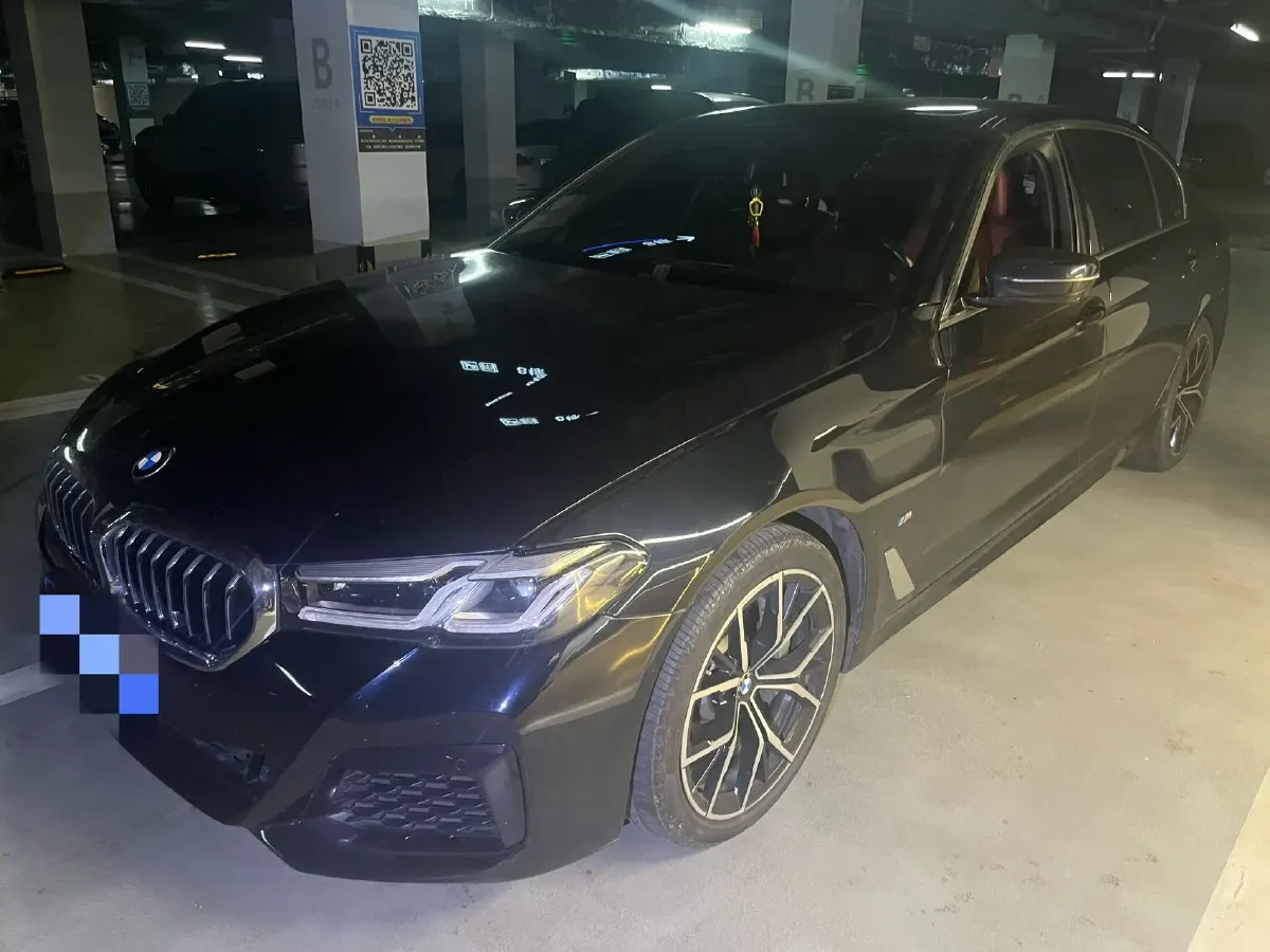 2022 BMW 5 Series 2.0T 252HP L4 8AT,autocango,china used car exporter,china ev exporter,chinese used car exporter,chinese used ev exporter