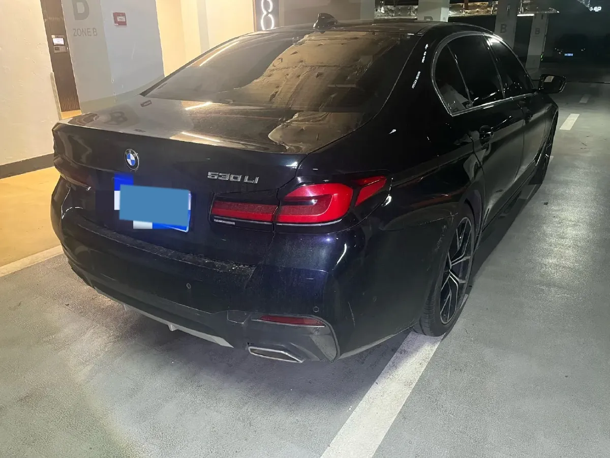 2022 BMW 5 Series 2.0T 252HP L4 8AT,autocango,china used car exporter,china ev exporter,chinese used car exporter,chinese used ev exporter