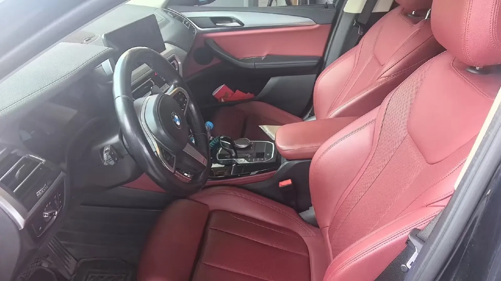 2022 BMW X4 2.0T 245HP L4 8AT,autocango,china used car exporter,china ev exporter,chinese used car exporter,chinese used ev exporter