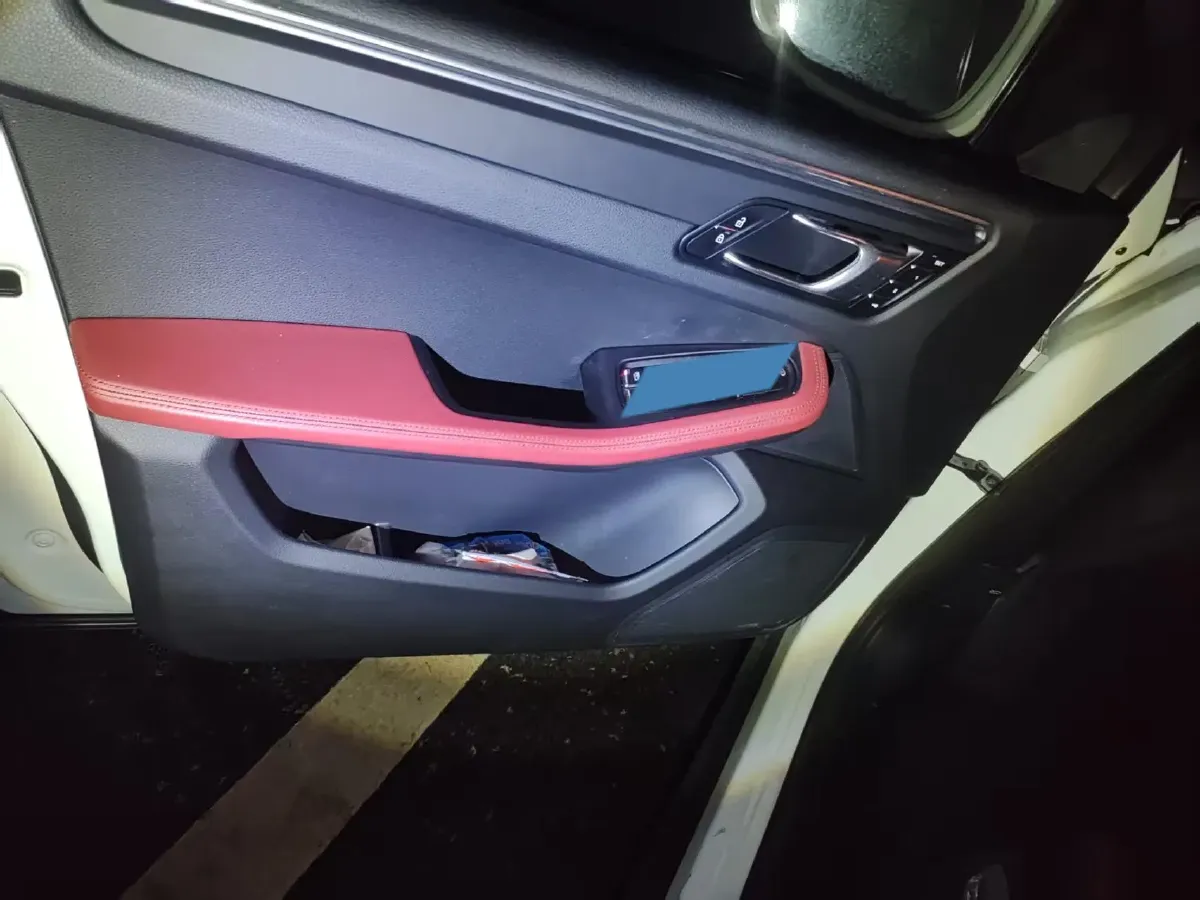 2018 Porsche Macan 2.0T 252HP L4 7DCT,autocango,china used car exporter,china ev exporter,chinese used car exporter,chinese used ev exporter