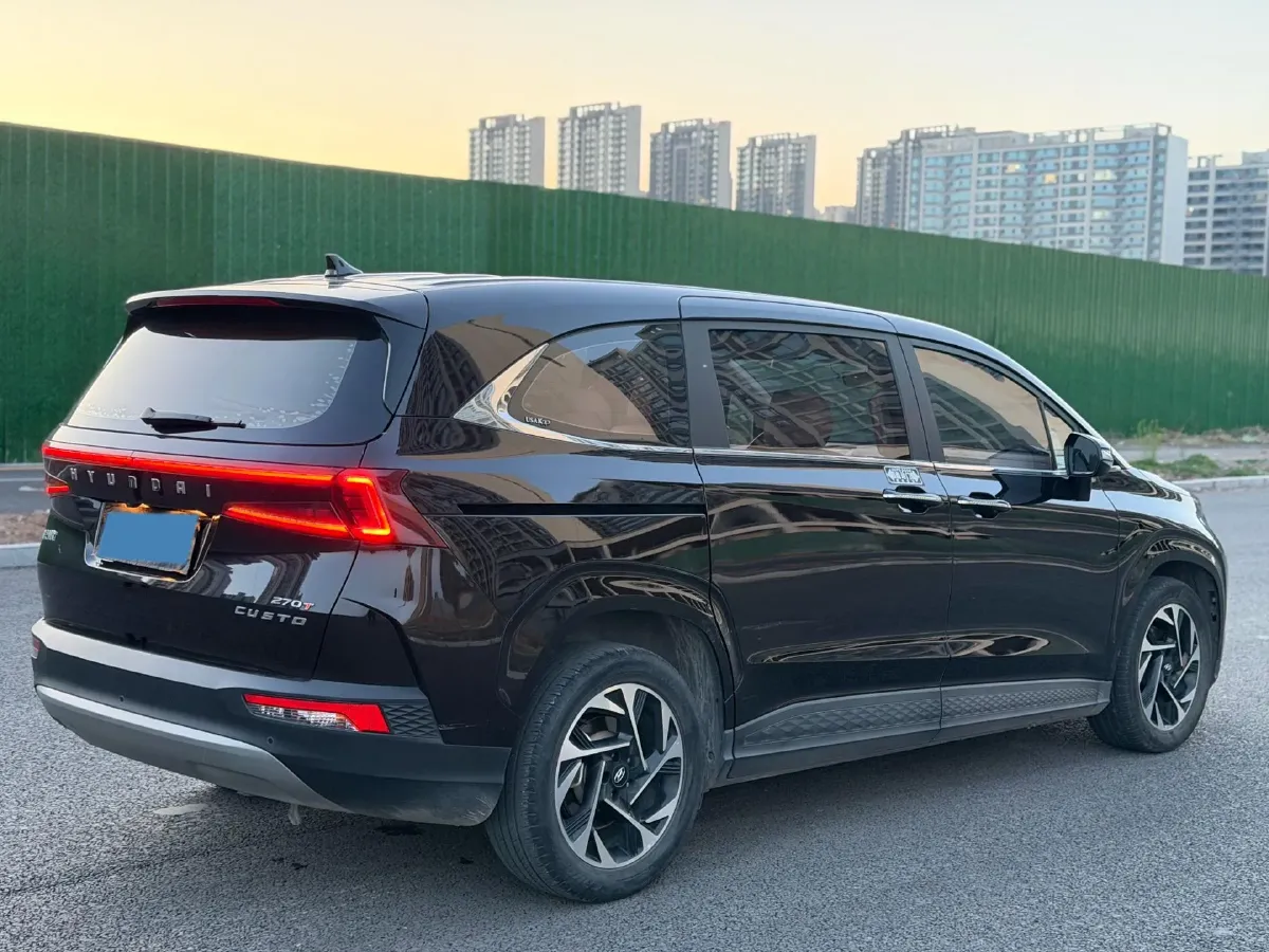 2022 Hyundai Custo 1.5T 170HP L4 8AT,autocango,china used car exporter,china ev exporter,chinese used car exporter,chinese used ev exporter