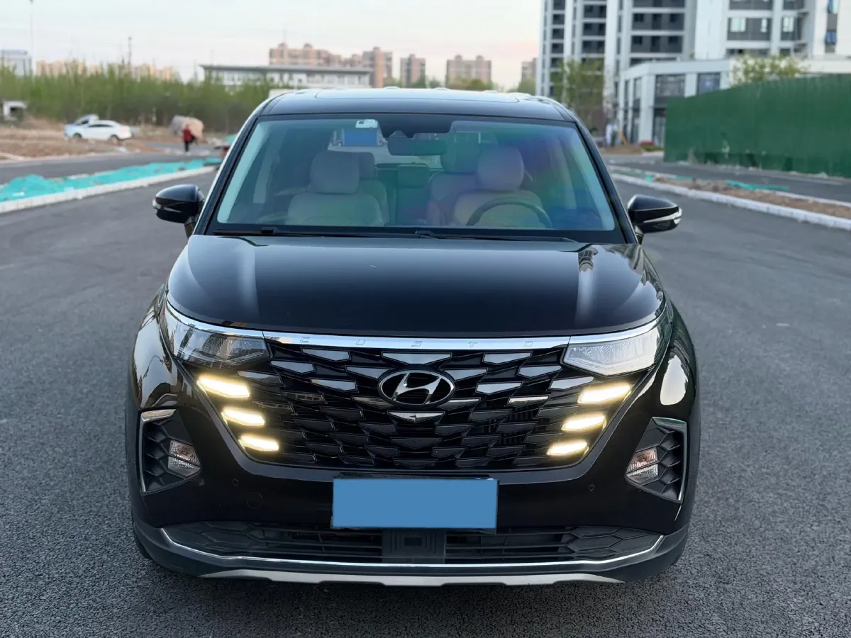 2022 Hyundai Custo 1.5T 170HP L4 8AT,autocango,china used car exporter,china ev exporter,chinese used car exporter,chinese used ev exporter