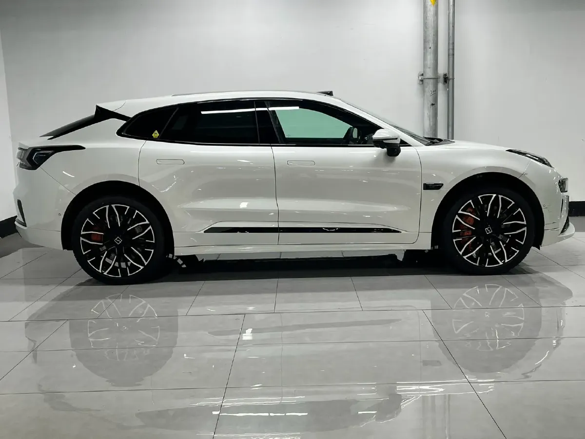 2025 Zeekr 001 BEV 100KWH,autocango,china used car exporter,china ev exporter,chinese used car exporter,chinese used ev exporter