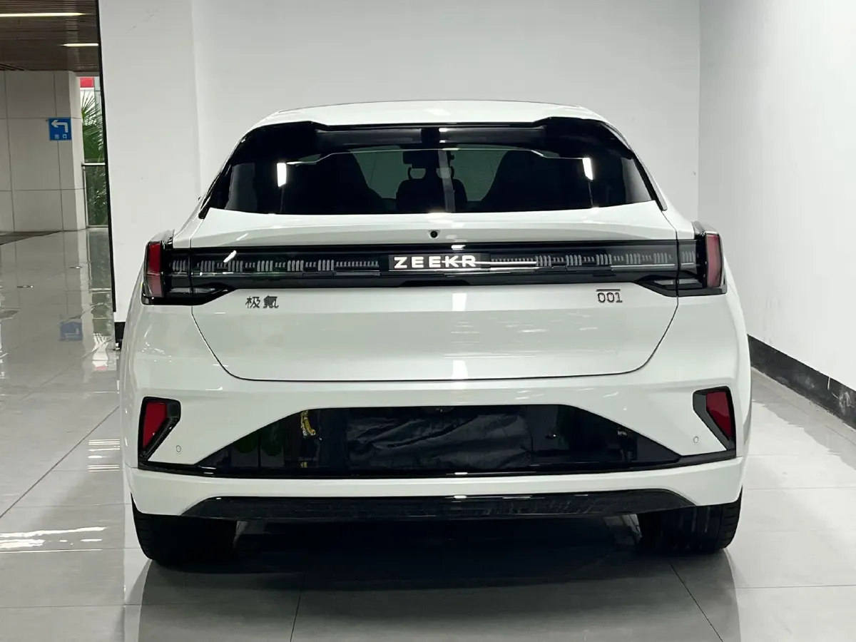 2025 Zeekr 001 BEV 100KWH,autocango,china used car exporter,china ev exporter,chinese used car exporter,chinese used ev exporter