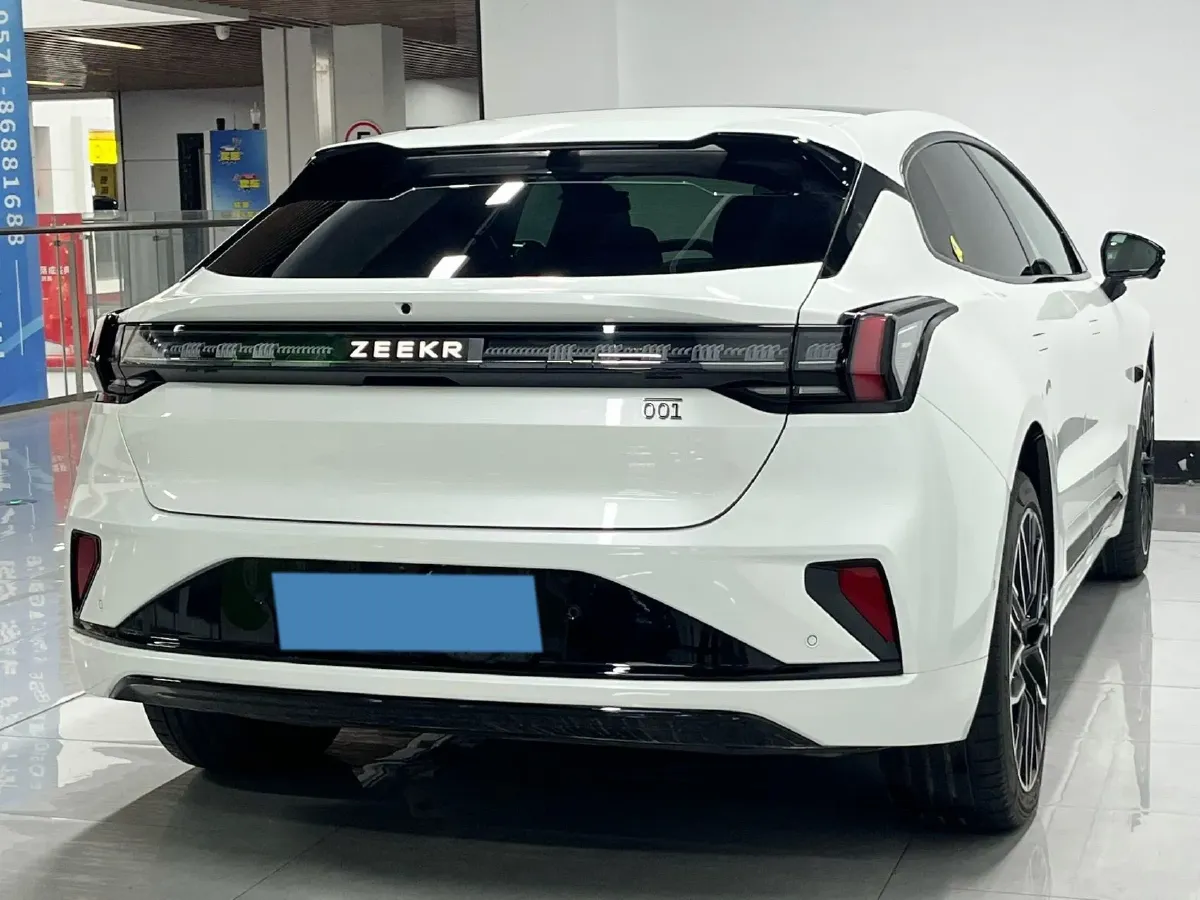 2025 Zeekr 001 BEV 100KWH,autocango,china used car exporter,china ev exporter,chinese used car exporter,chinese used ev exporter