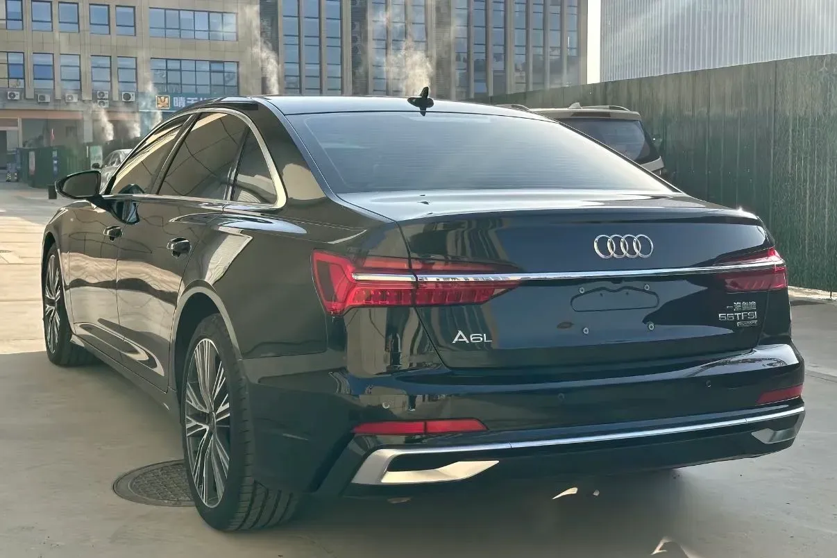 2026 Audi A6L 2.0T 245HP L4 7DCT,autocango,china used car exporter,china ev exporter,chinese used car exporter,chinese used ev exporter