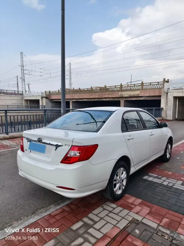 2015 BYD F3 1.5L 109HP L4 5MT,autocango,china used car exporter,china ev exporter,chinese used car exporter,chinese used ev exporter