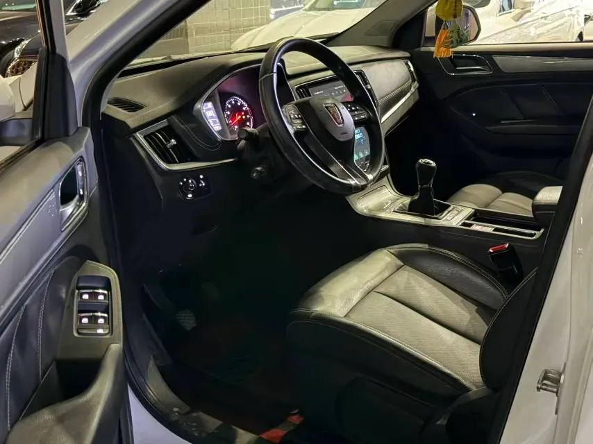 2018 Roewe RX5 1.5T 169HP L4 7DCT,autocango,china used car exporter,china ev exporter,chinese used car exporter,chinese used ev exporter