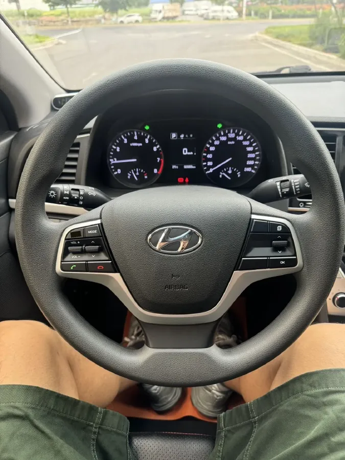 2018 Hyundai Elantra 1.6L 130HP L4 6AT,autocango,china used car exporter,china ev exporter,chinese used car exporter,chinese used ev exporter