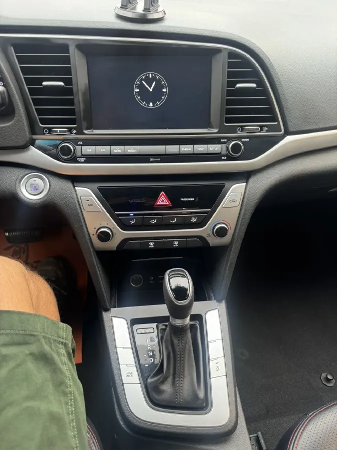 2018 Hyundai Elantra 1.6L 130HP L4 6AT,autocango,china used car exporter,china ev exporter,chinese used car exporter,chinese used ev exporter